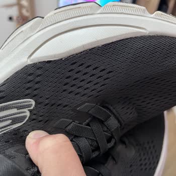 Skechers Ayakkabısında Alt Taban Ayrılması Ve Plastik Çatlamalar, İnceleme Reddi Ve İade Talebi
