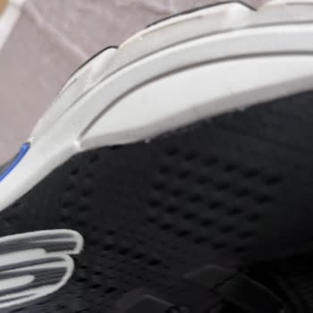 Skechers Ayakkabısında Alt Taban Ayrılması Ve Plastik Çatlamalar, İnceleme Reddi Ve İade Talebi