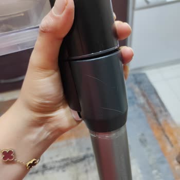 Philips 6000 Serisi Dikey Süpürge Kısa Sürede Çekim Gücü Düşüyor Ve Parçalar Deforme Oluyor