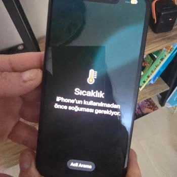 Aşırı Isınma Ve Açılıp Kapanma Sorunu Yaşadığım İphone 15’in İade Talebi Reddedildi