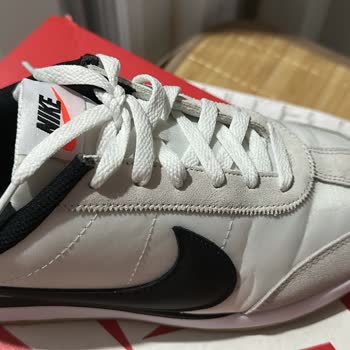 Sadece Birkaç Saatlik Kullanımda Yırtılan Nike Ayakkabı İçin İade Ve Değişim Talebi
