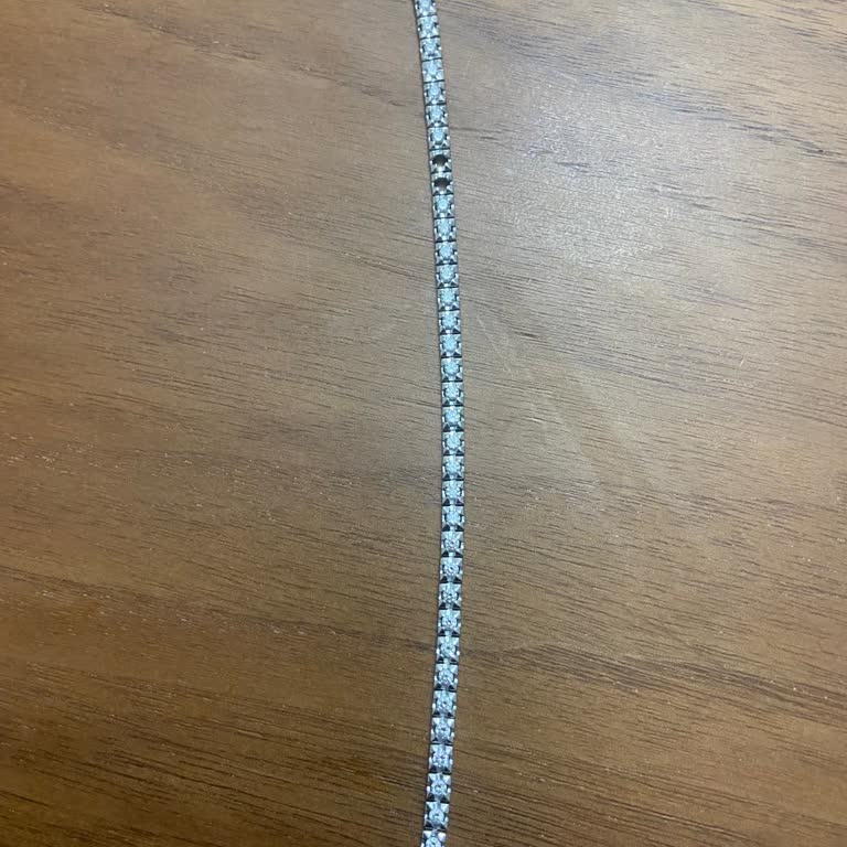 Zen Diamond Refuses to Refund a Clearly Defective Bracelet