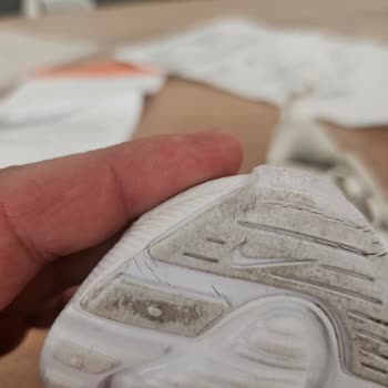Nike Bebek Ayakkabısında Taban Çatlağı Ve İade Reddi