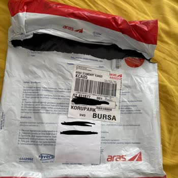 Kapıda Bırakılan Paket Yırtıldı, Kurye Sorumluluğu Reddi