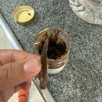 Sürülebilir Çikolatada Yabancı Cisim Tespiti Ve Sağlık Riski