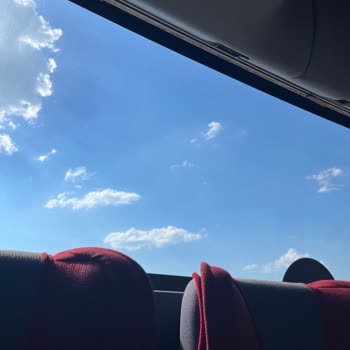 Buzlu Turizm Otobüsünde Klima Ve Perde Eksikliği Nedeniyle Aşırı Sıcaklık Ve Mağduriyet