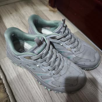 Skechers Ayakkabısının İç Astarı Altı Ayda Delindi; Değişim İsteğim Reddedildi