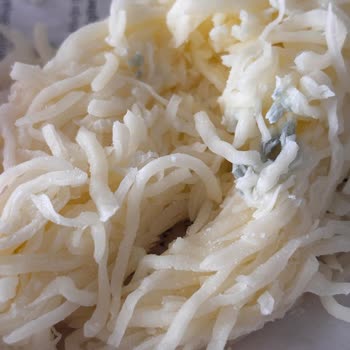 Şok Market'ten Alınan Son Kullanma Tarihi Geçmemiş Mozzarella Peynirinde Küf Tespiti