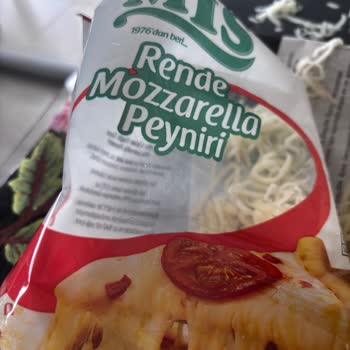 Şok Market'ten Alınan Son Kullanma Tarihi Geçmemiş Mozzarella Peynirinde Küf Tespiti