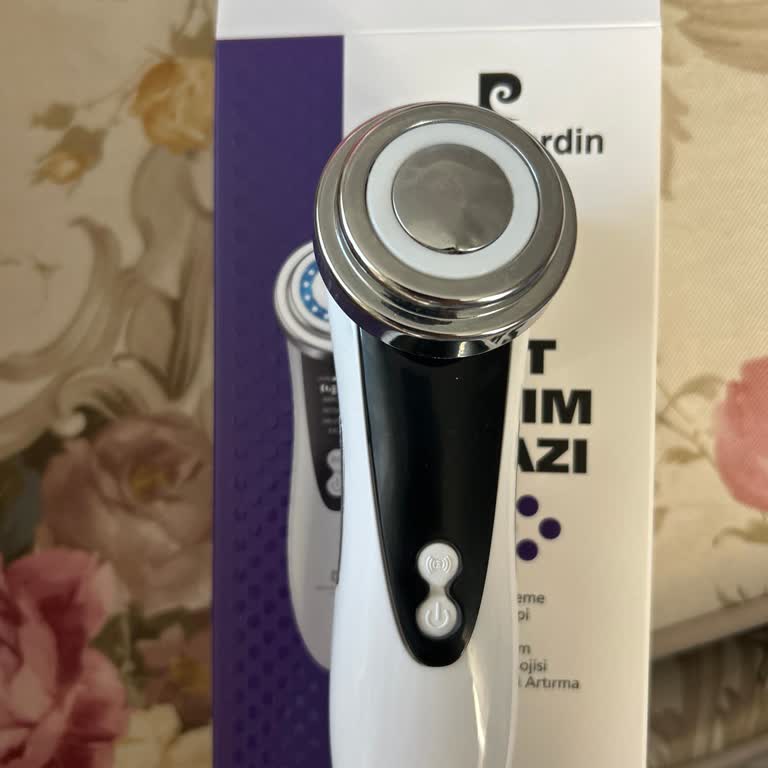 Pierre Cardin Cilt Bakım Cihazı Dayanıksız Ve Bükülmüş Şekilde Teslim Edildi