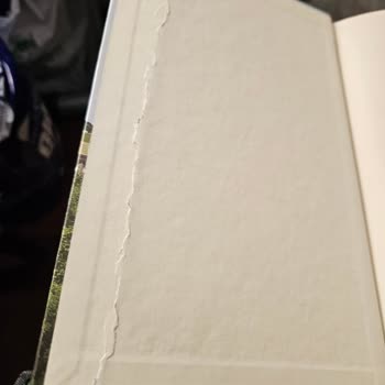 Kırık Kapaklı Kitap Ve Cevapsız İletişim Nedeniyle İade Talebi