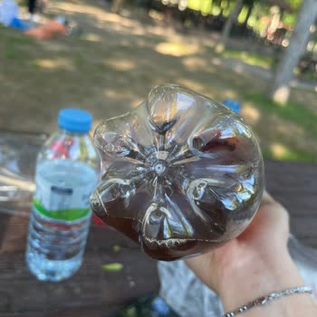 Son Kullanma Tarihi Olmayan Şeftali Aromalı Ice Tea İçinde Zehirlenme Şüphesi