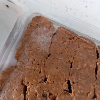 A101 Esenler Şubesinde Satılan Küflü Hazır Çiğ Köfte