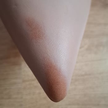 Az Kullanımda Deri Ayakkabının Ön Kısmındaki Koyulaşma Ve Firmadan Reddetme