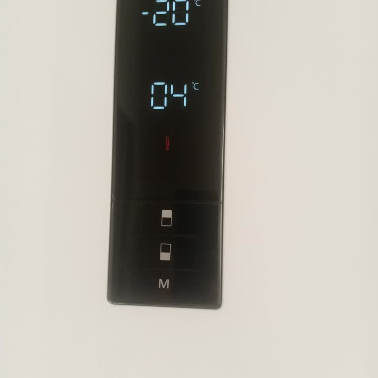 Vestel Buzdolabı Bozuldu, Servis Gecikmesi Ve İkame Talebi Reddedildi