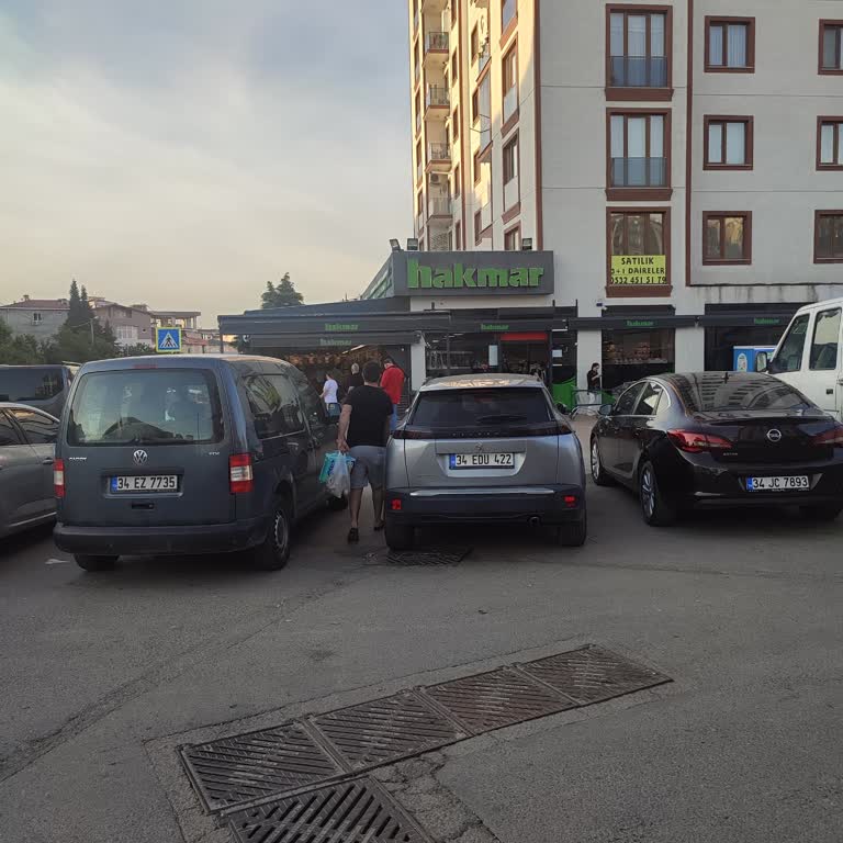 Hakmar Pendik Şubesi Personelinin İlgisizliği Ve Poşet Sorunu
