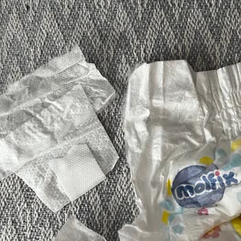 Molfix Bebek Bezlerinde Yırtık Ve Bant Kopması Nedeniyle Değişim Talebi