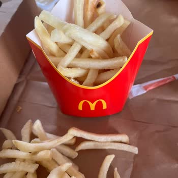 Göktürk McDonald’s Şubesinde Buz Gibi Patates Ve Yetersiz Tazminat
