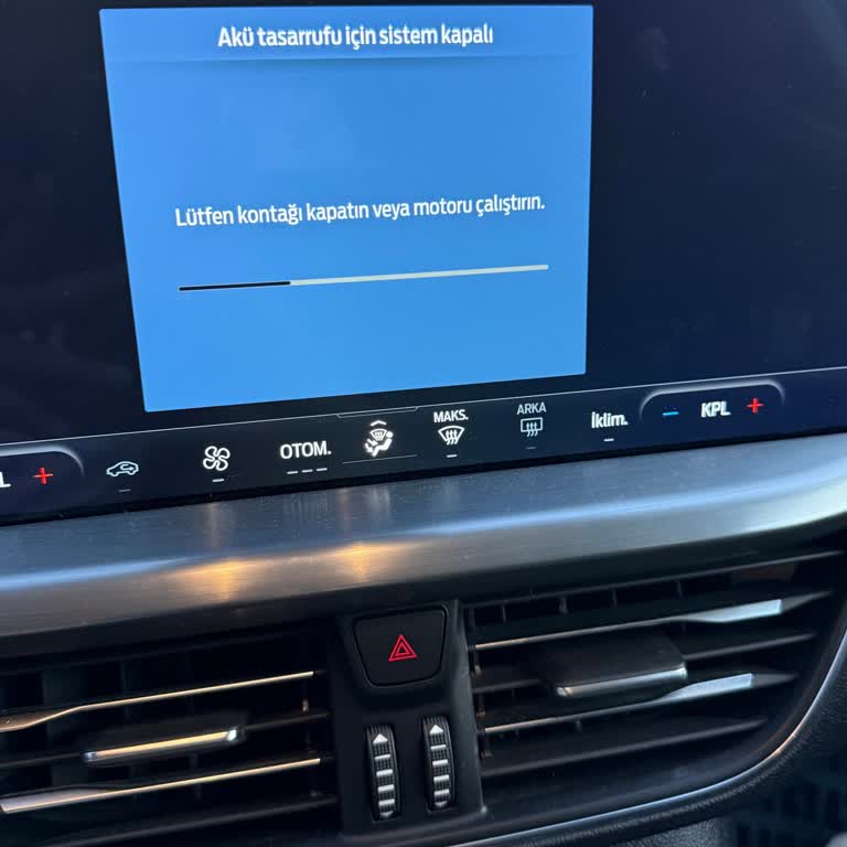 Ford Focus Aküsü 2 Yıllık Garanti Süresinde Ücretsiz Değişim Talebi