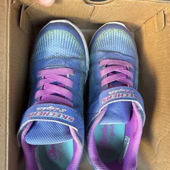 Boyner'den Alınan Skechers Işıklı Ayakkabının Hızlı Açılma Ve Garanti Redleri
