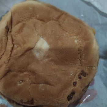 Burger King Bakırköy Şubesinde Hamburger Ekmeklerinde Küf Ve Böcek, Patates Kızartmasında Kurtlar