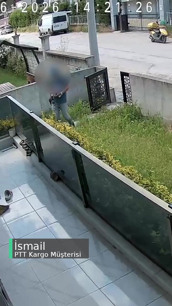 PTT Kargo’da Müşteri Emanetine Saygısız Muamele! videonun kapak resmi