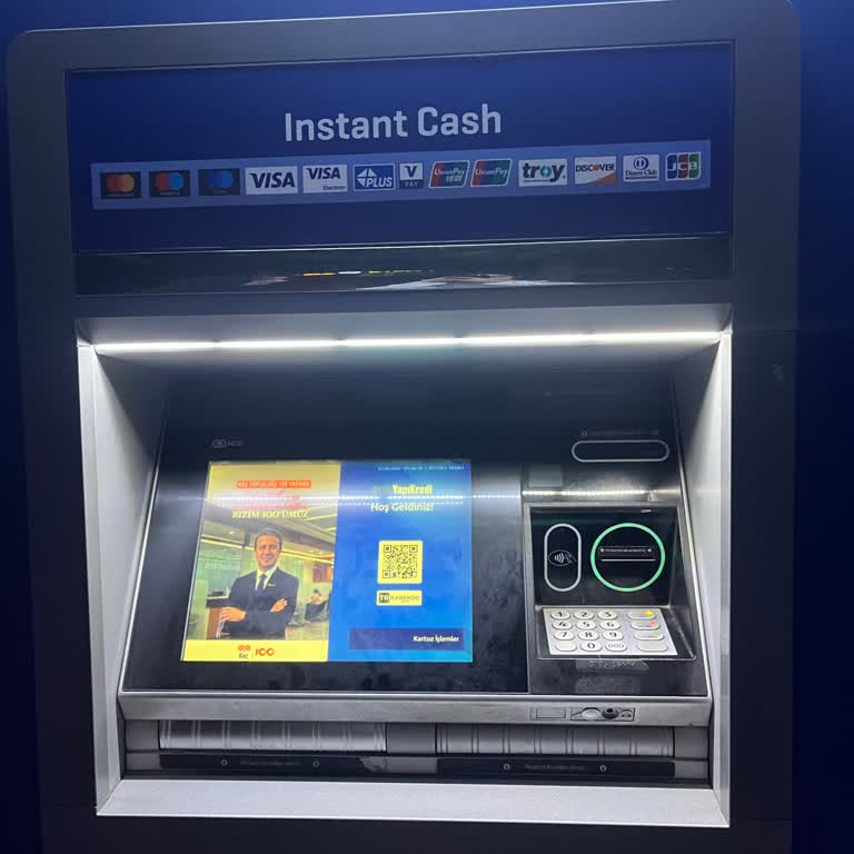 ATM 10.000 TL’yi Yuttu, İadesi İki Hafta Sürecek Ve Mağduriyet Yaşadım
