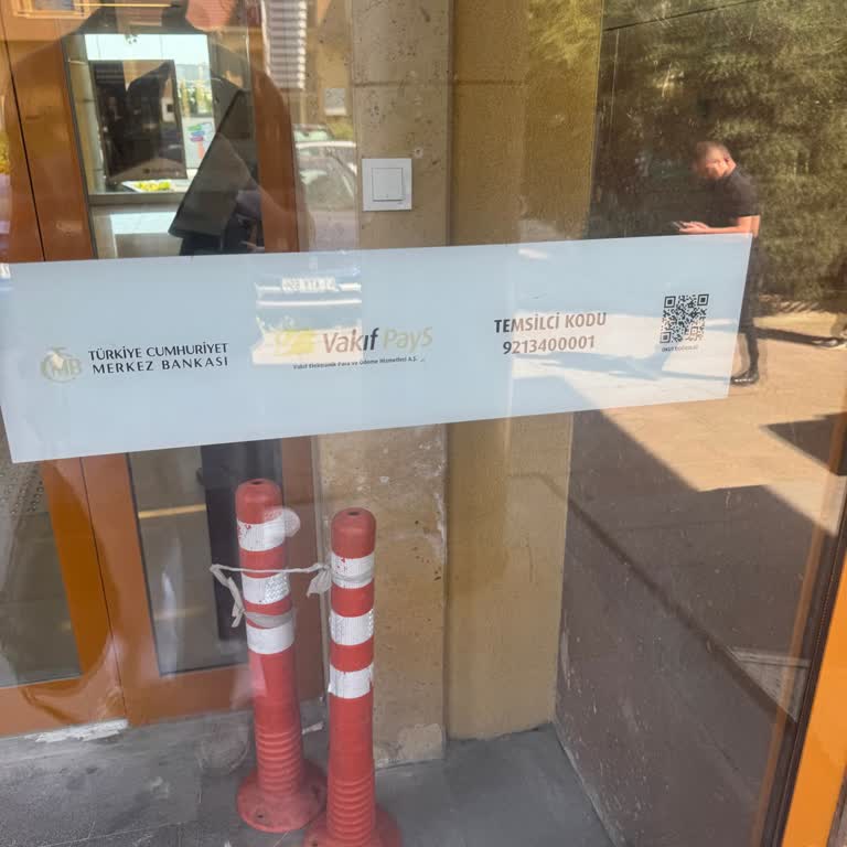 VakıfBank Şubesinde Yatırma Reddi, Kırıcı Üslup Ve Çalınan Para