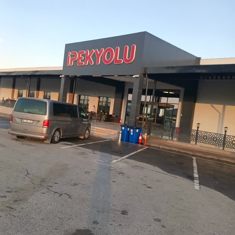 İpekyolu Dinlenme Tesisinde Otobüs Arızası Sonrası Tek Başına Bırakılma Ve Uzun Bekleme