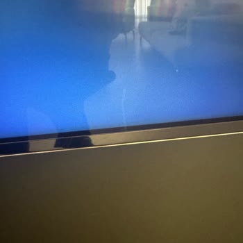 Satın Aldığım Samsung TV'de Çizikler Ve Koruyucu Film Eksikliği, 2 Aylık Çözüm Bekleyişi