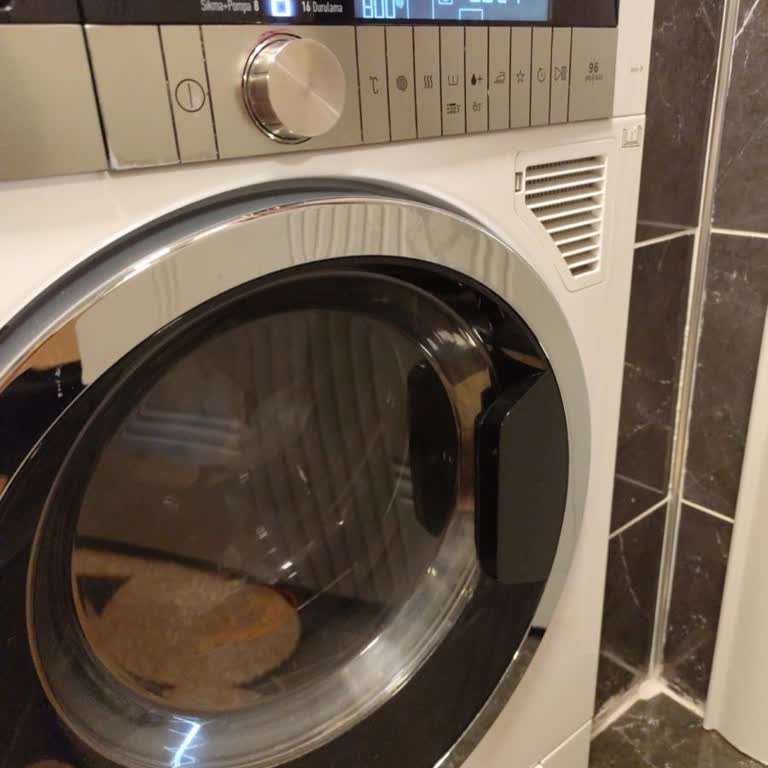 Yetkili Servis Kapağı Kırdı, Müşteri Temsilcisi Umursamaz