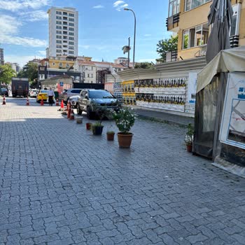 Kadıköy Belediyesi Olay Yerine Gelen Olmadı Ve Herhangi Bir İşlem Yapılmadı