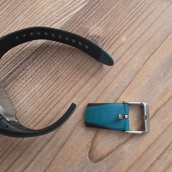 Decathlon Merter Mağazasında Satın Alınan Saatin Kordonu Koptu, Yedek Parça Yok