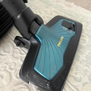 Philips Servisinden Yan Tekerlek İçin Tam Başlık Satın Almak Zorunluluğu
