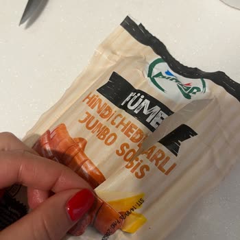 Cheddarsız Füme Hindi Sosis: Ürün Hatası Ve Değişim Talebi