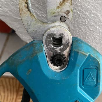 Budama Makası Civatası Eksik, Müşteri Desteği Cevapsız