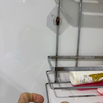 Paslanan Banyo Köşeliği İçin Garanti Ve İade Talebi