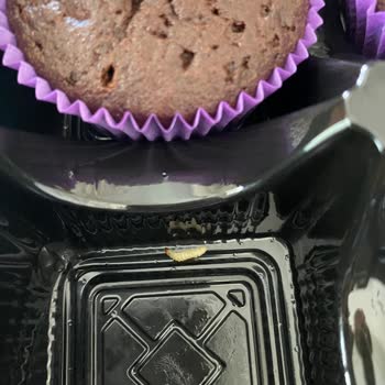 Ülker Kekinde Kurt Görülmesi Gıda Hijyen Sorunu