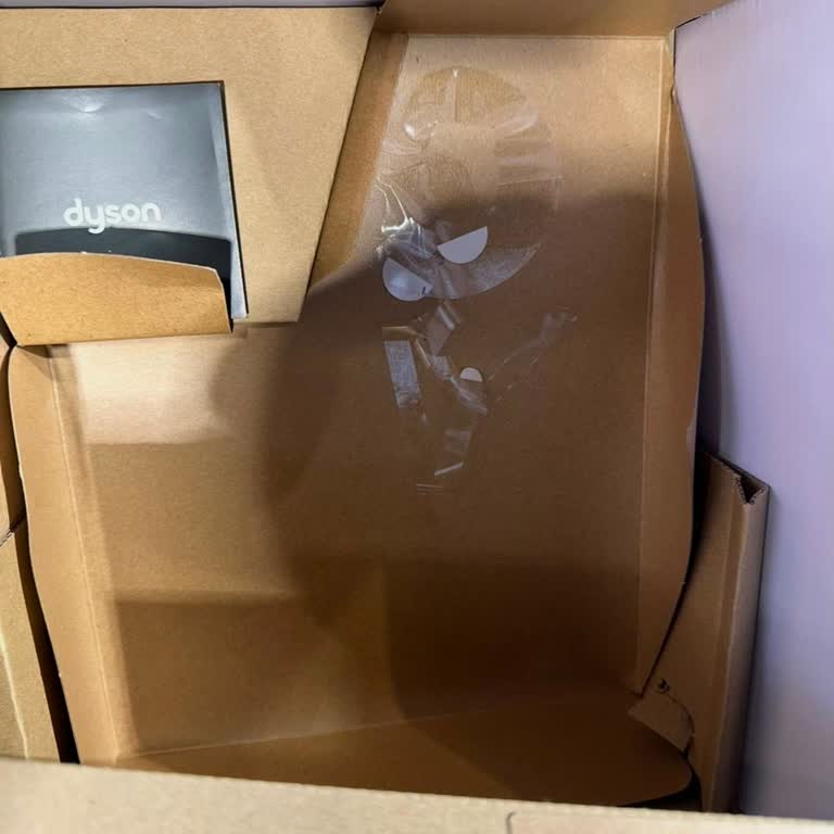 Dyson V16 Kablosuz Dikey Süpürge İç Ambalaj Sorunu Ve Mağaza Personelinin Kaba Tutumu
