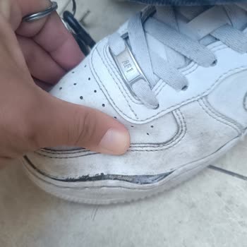 Barçın Spor'dan Nike Air Force Ayakkabısında Çatlamalar Ve Garanti Reddi