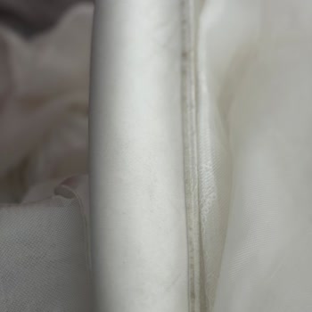 Sıfır Gelinlik İddiası Yanıltıldı, Kullanılmış Olarak Teslim Edildi Ve 50.000 TL İade Talep Edildi