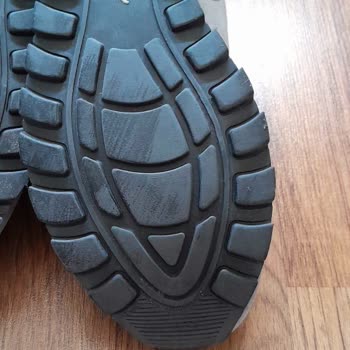 Yeni Aldığım Ayakkabının Kullanılmış Ve Deforme Olması Güvenimi Sarsıyor