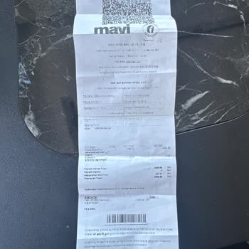 Mavi Mağazasında Renk Solması Ve Deformasyonlu Pantolonlar Kullanıcı Hatası Gibi Reddedildi