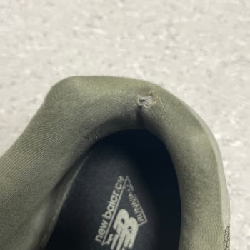 Sneaks Up Mağazasından Alınan New Balance Ayakkabının 4 Ayda Yırtılması Ve İade Reddi