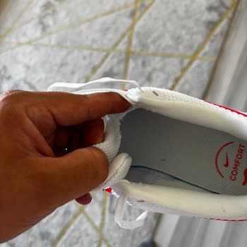 Defolu Nike Ayakkabı Ve Kötü Paketleme Online İade Sınırlaması Güveni Sarsıyor