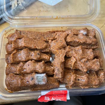 Küflü Ve Süresi Geçmiş Çiğköfte Satışı