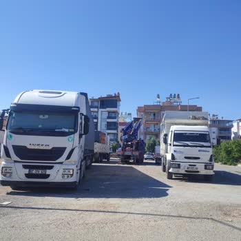 Kepez’de Çocuklarımızın Güvenliğini Tehdit Eden Ağır Vasıta Parkı Sorunu