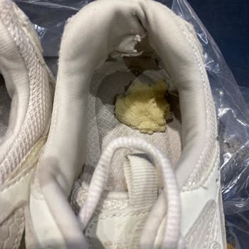Skechers Ayakkabısının İç Astar Parçalanması Ve Ücret İadesi Talebi
