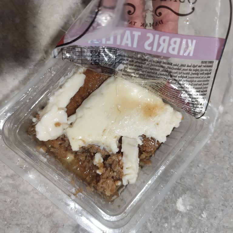 Bozuk Kıbrıs Tatlısı Satışı Ve İade Reddi