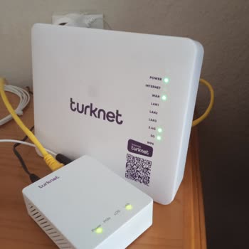 Fiber/ONT Cihazındaki Kırmızı LOS Işığı Nedeniyle İnternet Kesintisi Ve Ücretsiz Değişim Talebi